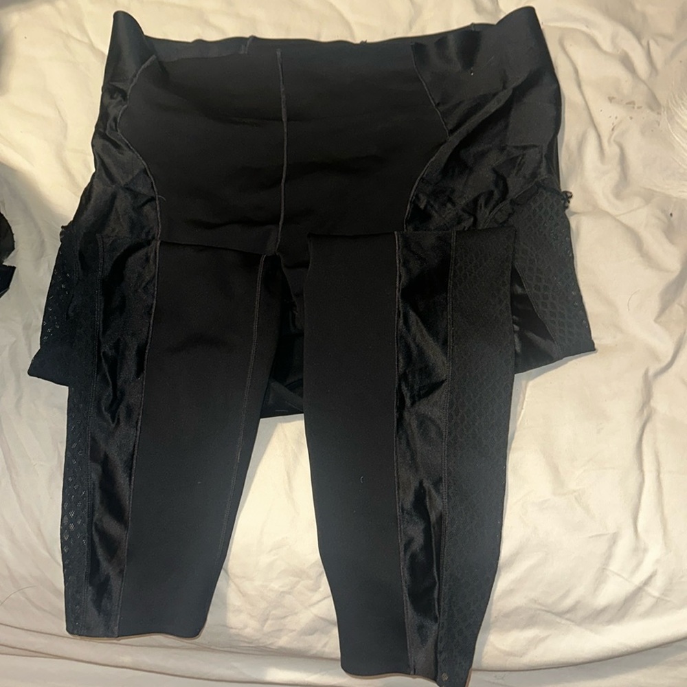 Nike limited edition lace side and ruffle xl